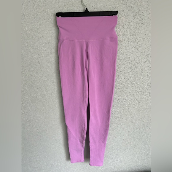 ALO Yoga Pants - ALO 7/8 HIGH-WAIST AIRBRUSH LEGGING